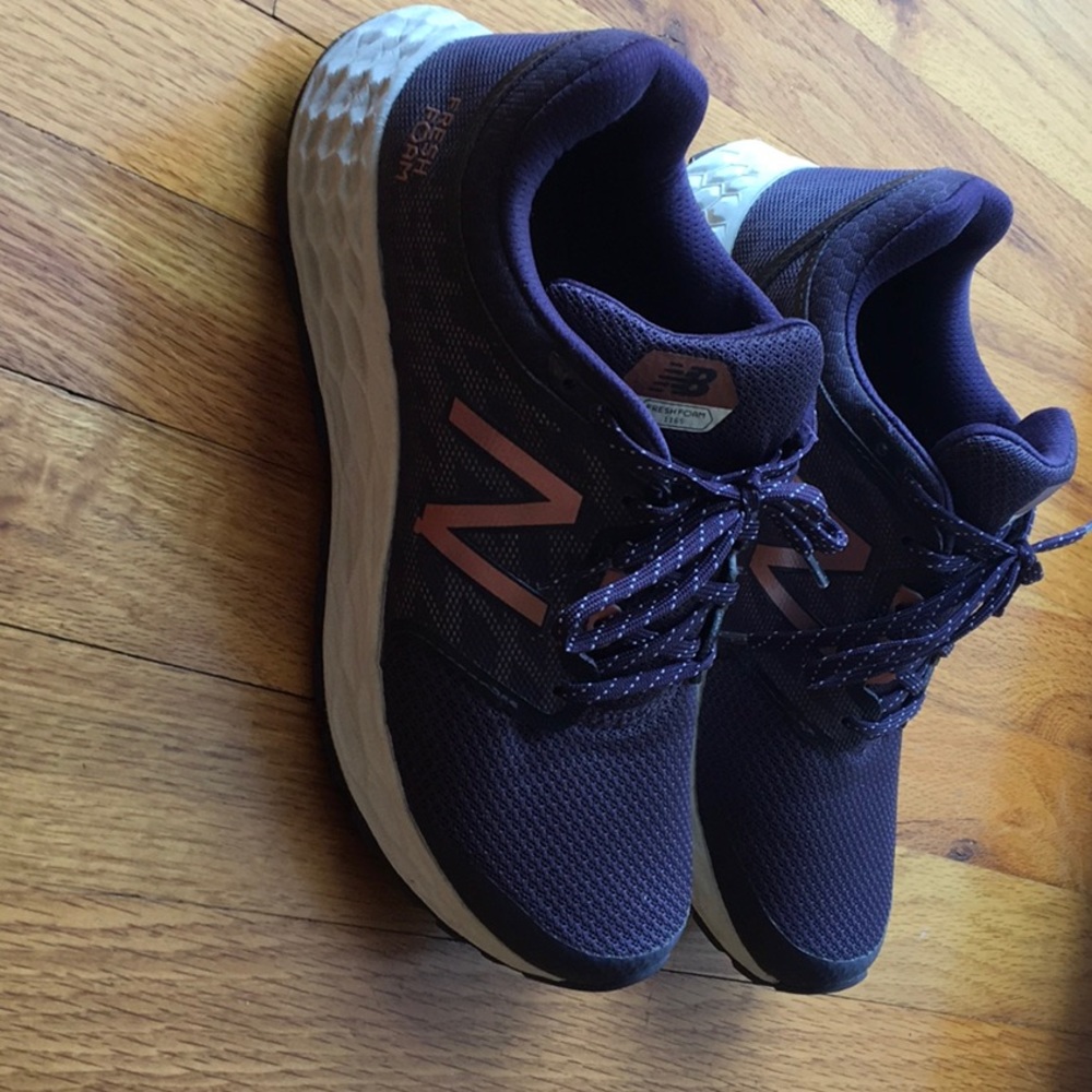 Like new! New balance fresh foam 1165. Purple